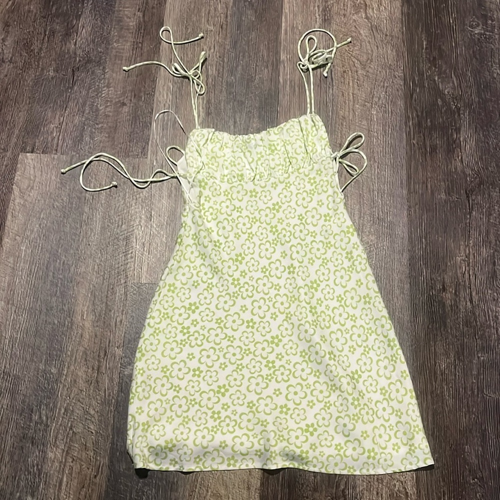 Homecoming Honolulu Floral Dress